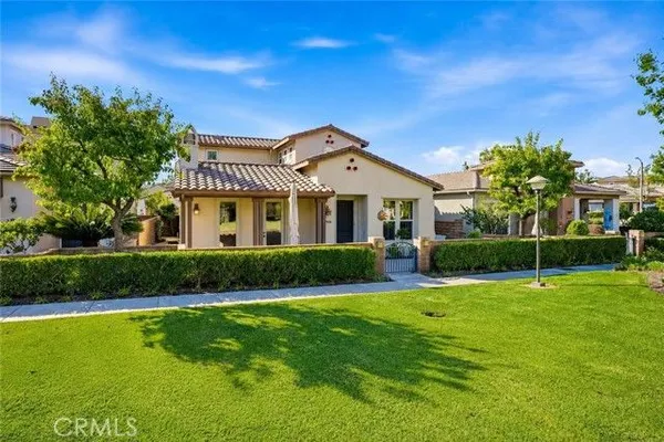 Property Slideshow image 2 of 62 | 27988 red pine ct, Valencia, CA, 91354