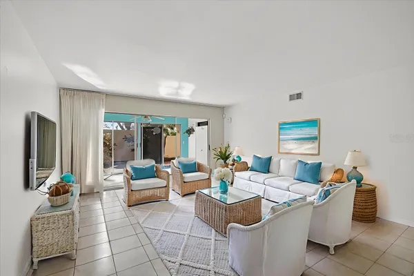 Property Slideshow image 2 of 33 | 1111 w faith cir 1003, Bradenton, FL, 34212