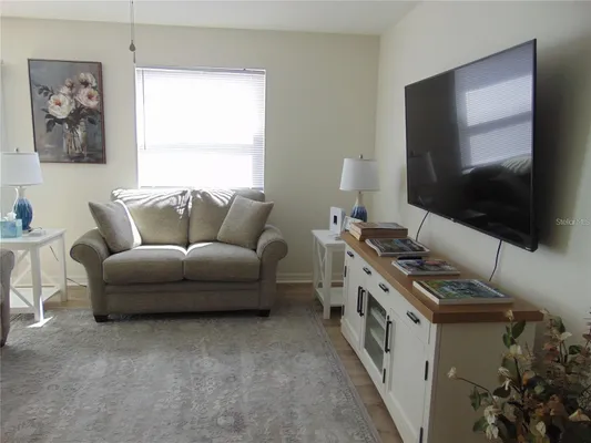 Property Slideshow image 2 of 8 | 1420 fairway st, The Villages, FL, 32162