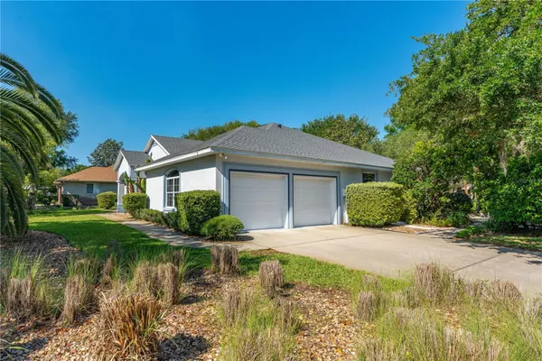 Property Slideshow image 3 of 68 | 3722 longford cir, Ormond Beach, FL, 32174