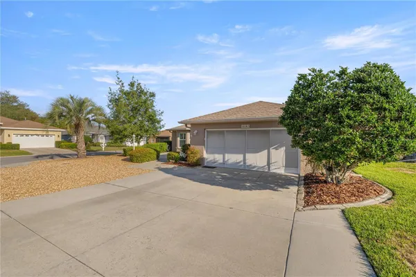 Property Slideshow image 3 of 48 | 8045 sw 78th terrace rd, Ocala, FL, 34476