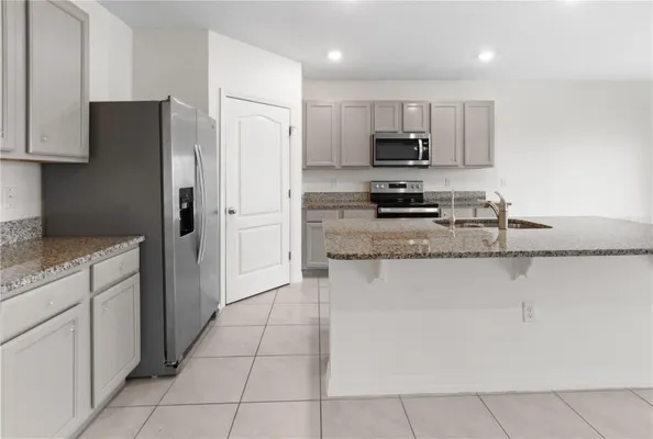 Property Slideshow image 3 of 41 | 2651 grandbury grove rd, Lakeland, FL, 33811