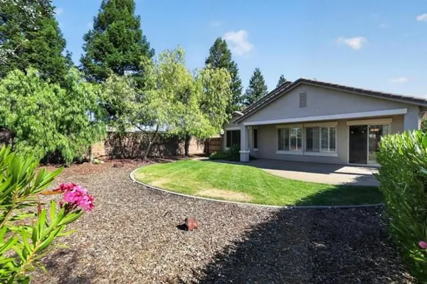 Property Slideshow image 3 of 30 | 247 bloomfield ct, Lincoln, CA, 95648
