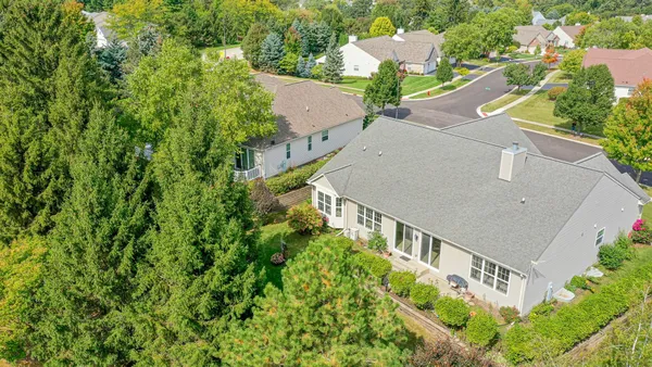 Property Slideshow image 2 of 30 | 13813 roosevelt dr, Huntley, IL, 60142