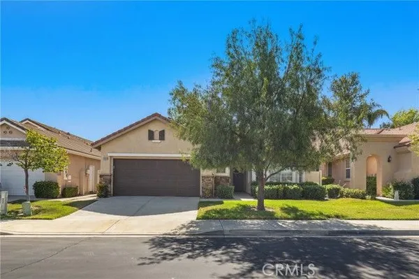 Property Slideshow image 2 of 43 | 29303 hidden lake dr, Menifee, CA, 92584