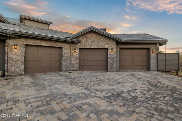 Property Slideshow image 3 of 65 | 5475 w three forks rd, Prescott, AZ, 86305