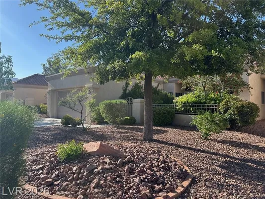 Property Slideshow image 2 of 31 | 9024 villa ridge dr, Las Vegas, NV, 89134