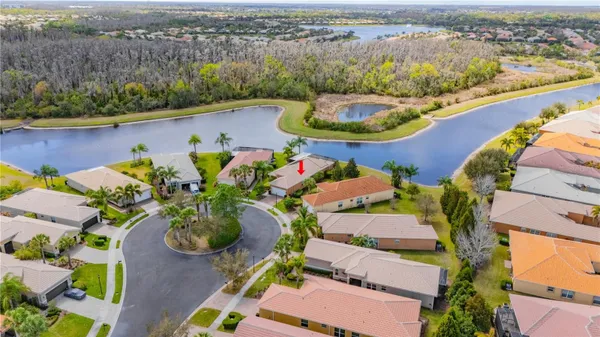 Property Slideshow image 2 of 52 | 5002 indian shores pl, Wimauma, FL, 33598