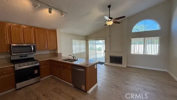 Property Slideshow image 2 of 14 | 802 s bay hl, Banning, CA, 92220