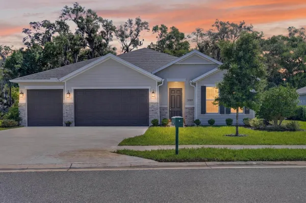 Property Slideshow image 3 of 56 | 3089 adrian dr, Ormond Beach, FL, 32174