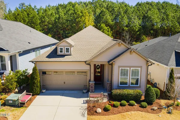 Property Slideshow image 2 of 60 | 66 middleton pl, Chapel Hill, NC, 27516