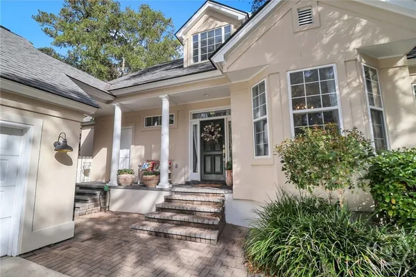 Property Slideshow image 3 of 54 | 9 schroeder ct, Savannah, GA, 31411