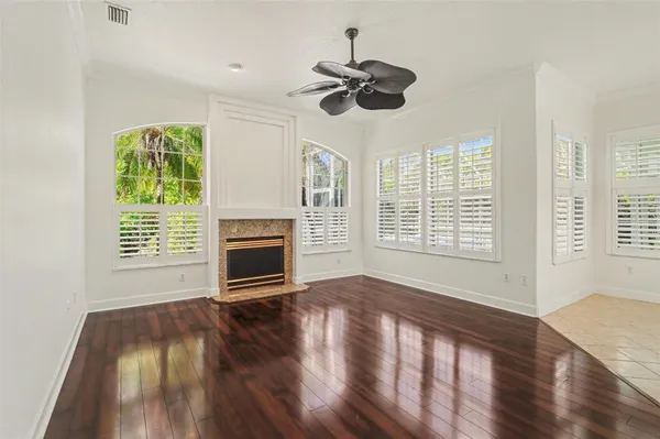 Property Slideshow image 2 of 39 | 8 fox cliff way, Ormond Beach, FL, 32174