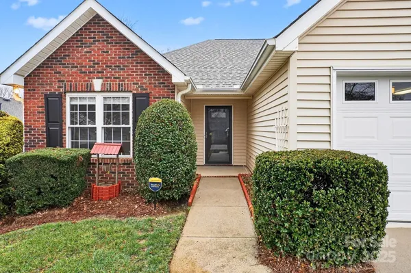 Property Slideshow image 2 of 46 | 107 bevington way, Mooresville, NC, 28117