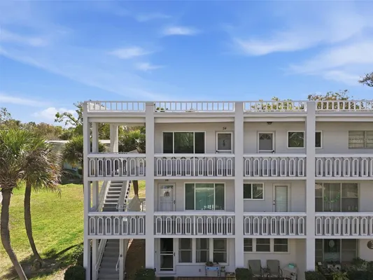 Property Slideshow image 2 of 25 | 2020 world parkway blvd 54, Clearwater, FL, 33763