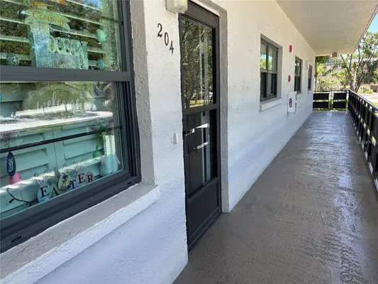 Property Slideshow image 3 of 36 | 6190 80th st n unit 204, Saint Petersburg, FL, 33709