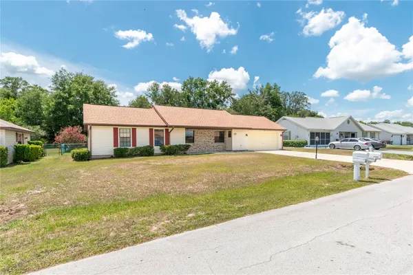 Property Slideshow image 2 of 47 | 3340 nw 44th ct, Ocala, FL, 34482