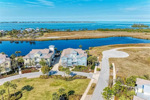 Property Slideshow image 3 of 99 | 226 sapphire lake dr 101, Bradenton, FL, 34209