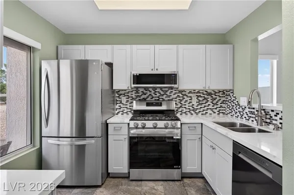 Property Slideshow image 3 of 42 | 8601 prairie hill dr, Las Vegas, NV, 89134