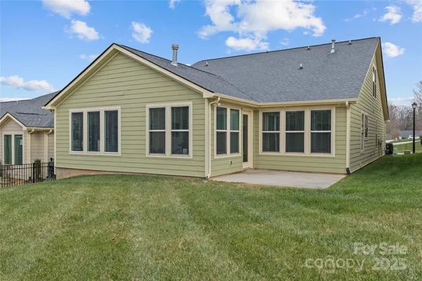 Property Slideshow image 3 of 47 | 129 johnson manor st, Mooresville, NC, 28115