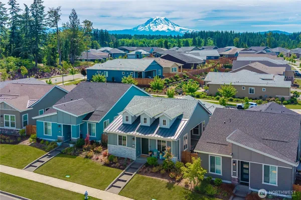 Property Slideshow image 2 of 30 | 17503 154th st, Bonney Lake, WA, 98391