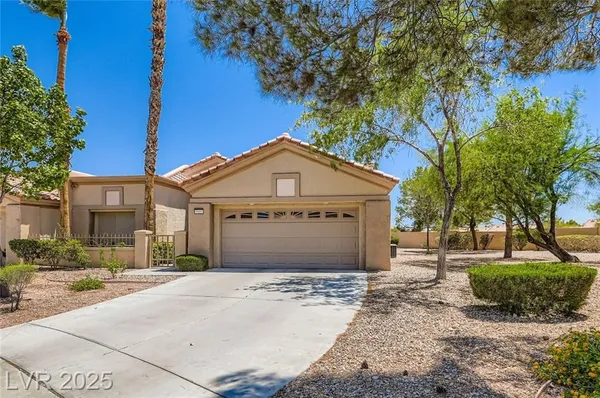 Property Slideshow image 2 of 38 | 9905 hemet dr, Las Vegas, NV, 89134