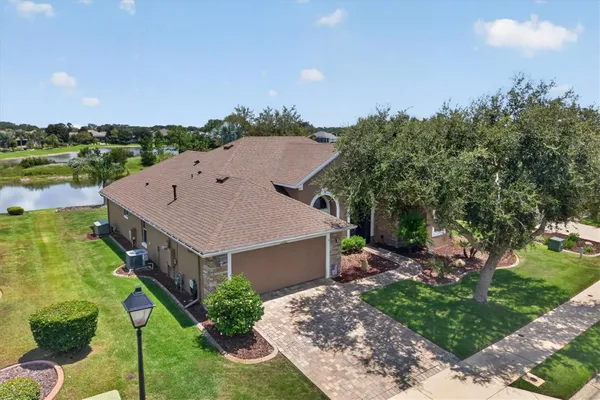 Property Slideshow image 3 of 40 | 8920 bridgeport bay cir, Mount Dora, FL, 32757