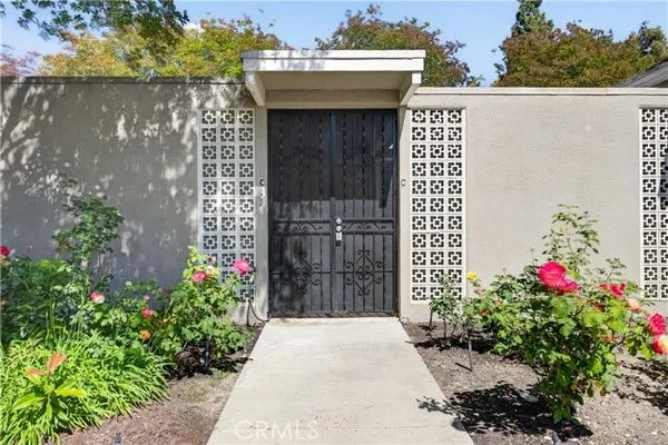 Property Slideshow image 3 of 45 | 160 avenida majorca c, Laguna Woods, CA, 92637