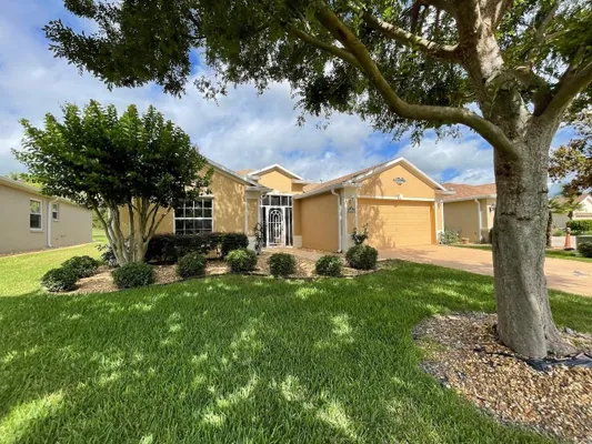 Property Slideshow image 2 of 74 | 16026 sw 14th avenue rd, Ocala, FL, 34473