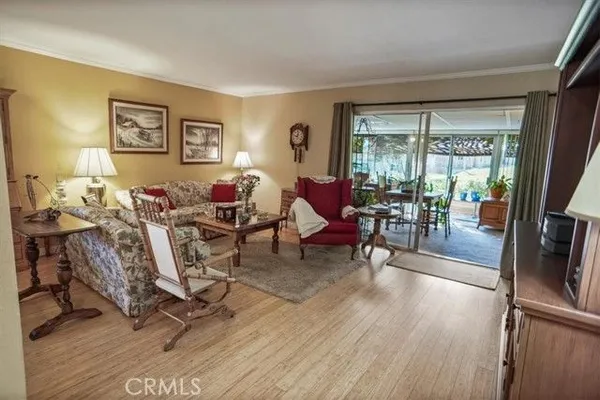 Property Slideshow image 3 of 36 | 19334 oak xing, Newhall, CA, 91321