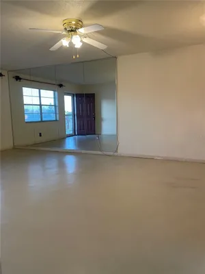 Property Slideshow image 3 of 8 | 3010 59th st 306, Gulfport, FL, 33707