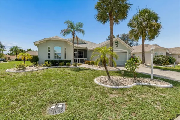 Property Slideshow image 2 of 63 | 1119 villeroy dr, Sun City Center, FL, 33573