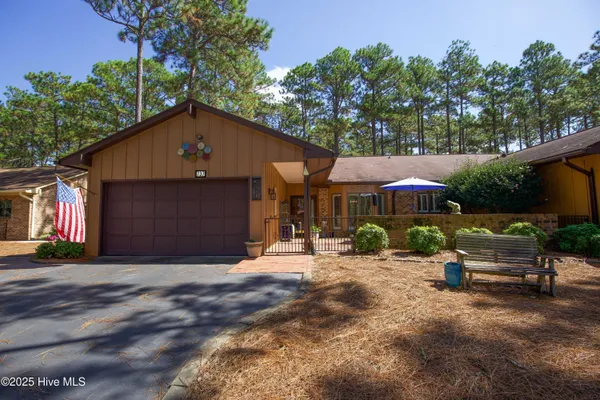 Property Slideshow image 2 of 49 | 737 burlwood dr, Southern Pines, NC, 28387