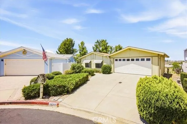 Property Slideshow image 2 of 31 | 28900 via la espalda, Murrieta, CA, 92563