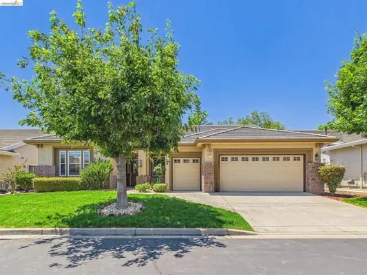 Property Slideshow image 2 of 48 | 1035 bismarck ter, Brentwood (Cc), CA, 94513