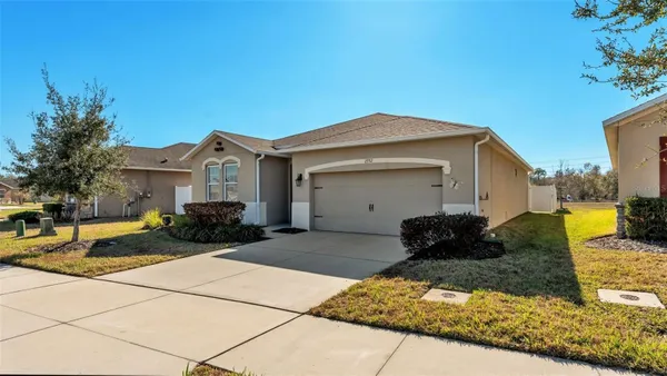 Property Slideshow image 2 of 53 | 2772 canyon crest dr, Lakeland, FL, 33811