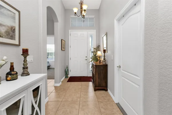 Property Slideshow image 3 of 41 | 1725 piccadilly cir, Punta Gorda, FL, 33980