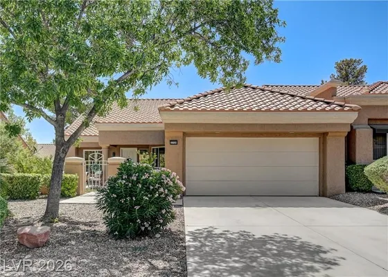 Property Slideshow image 2 of 37 | 2728 showcase dr, Las Vegas, NV, 89134