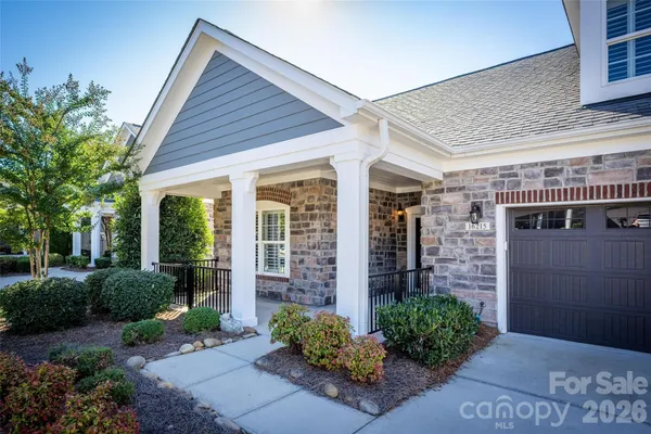 Property Slideshow image 3 of 48 | 16215 lakeside loop ln, Cornelius, NC, 28031