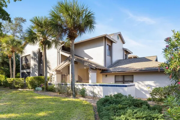 Property Slideshow image 2 of 54 | 1654 starling dr 201, Sarasota, FL, 34231