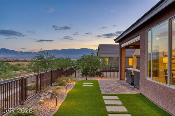 Property Slideshow image 3 of 50 | 1486 downy peak cyn, Mesquite, NV, 89034