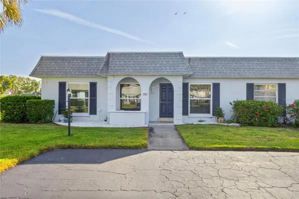 Property Slideshow image 2 of 30 | 3801 42nd st w na, Bradenton, FL, 34205