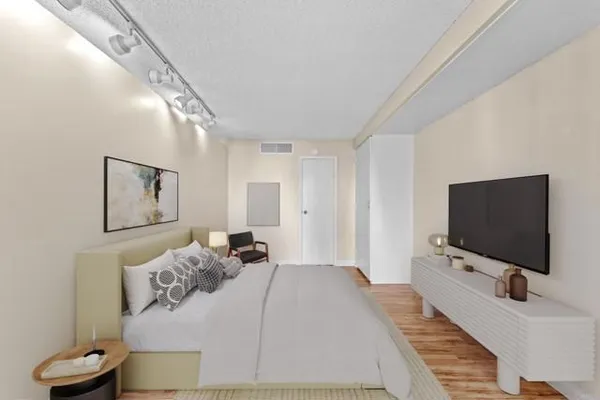Property Slideshow image 2 of 24 | 28661 via las flores 306, Murrieta, CA, 92563