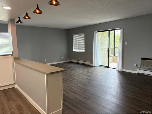 Property Slideshow image 3 of 35 | 13800 e marina dr 102, Aurora, CO, 80014