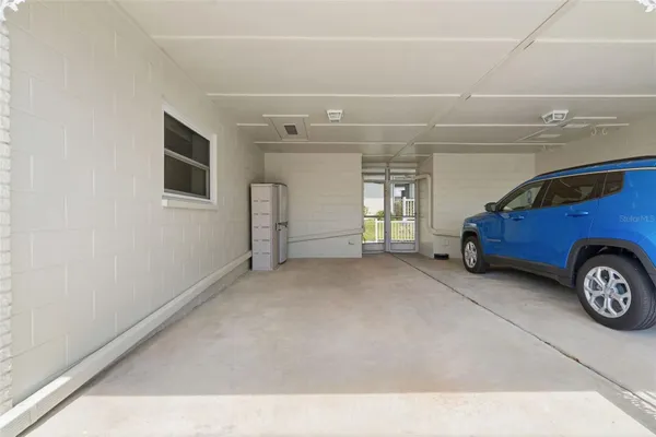 Property Slideshow image 3 of 31 | 12400 park blvd 521, Seminole, FL, 33772