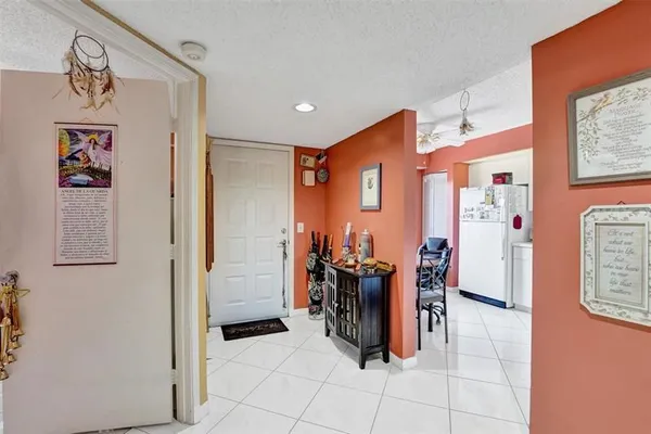 Property Slideshow image 2 of 30 | 901 sw 138th ave 403c, Pembroke Pines, FL, 33027