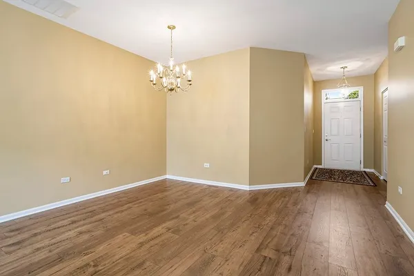 Property Slideshow image 3 of 14 | 13517 s buckthorn ln, Plainfield, IL, 60544