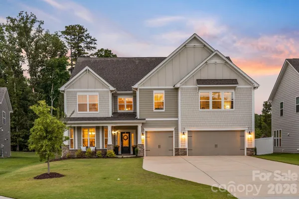 Property Slideshow image 2 of 48 | 2409 napa ter, Lake Wylie, SC, 29710