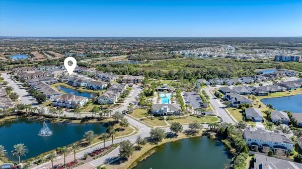 Property Slideshow image 2 of 55 | 5038 sunnyside ln, Bradenton, FL, 34211
