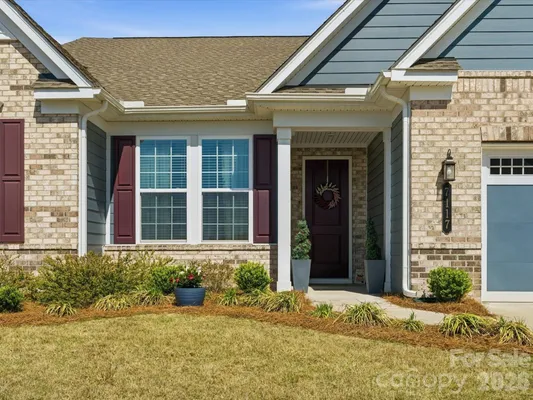 Property Slideshow image 3 of 44 | 7117 jolly brook dr, Charlotte, NC, 28215
